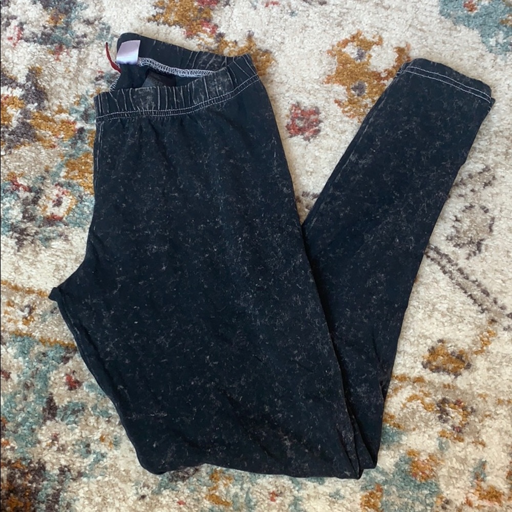 Acid wash leggings